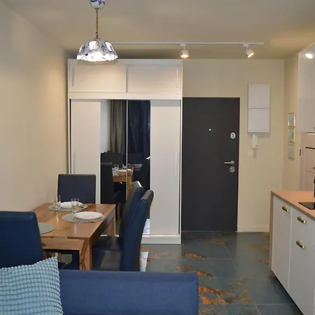 Bakista 格丁尼亚